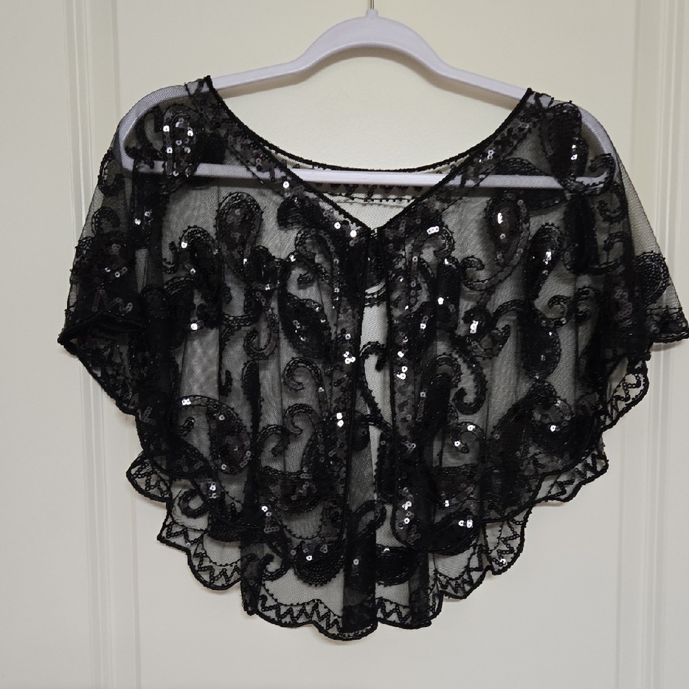 Elegant Black Sequin Capelet